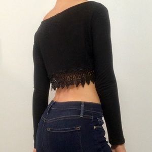 William B Long Sleeve Crop
